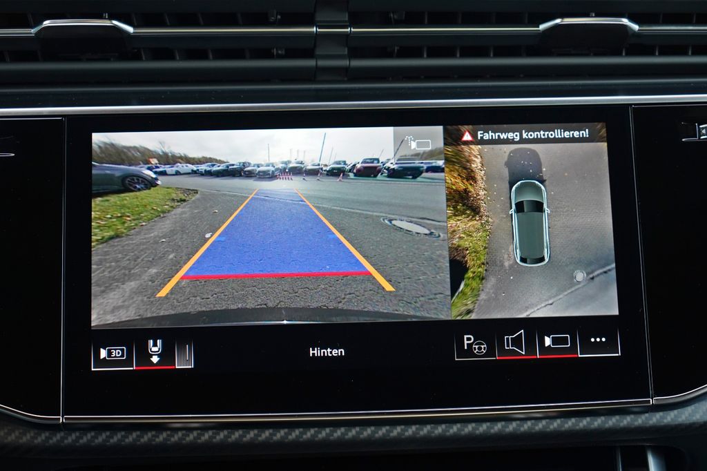 Audi SQ8 2025