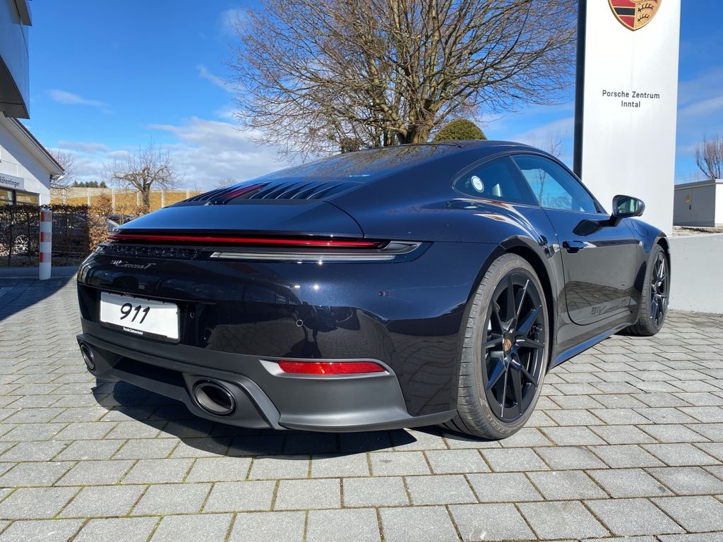 Porsche 992 2025