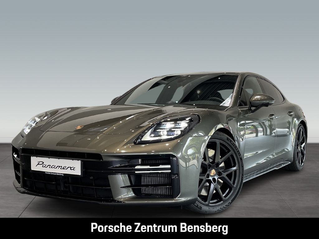 Porsche Panamera 2025