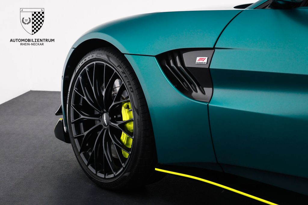 Aston Martin V8 Vantage 2023