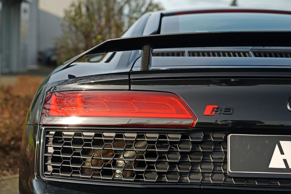 Audi R8 2024