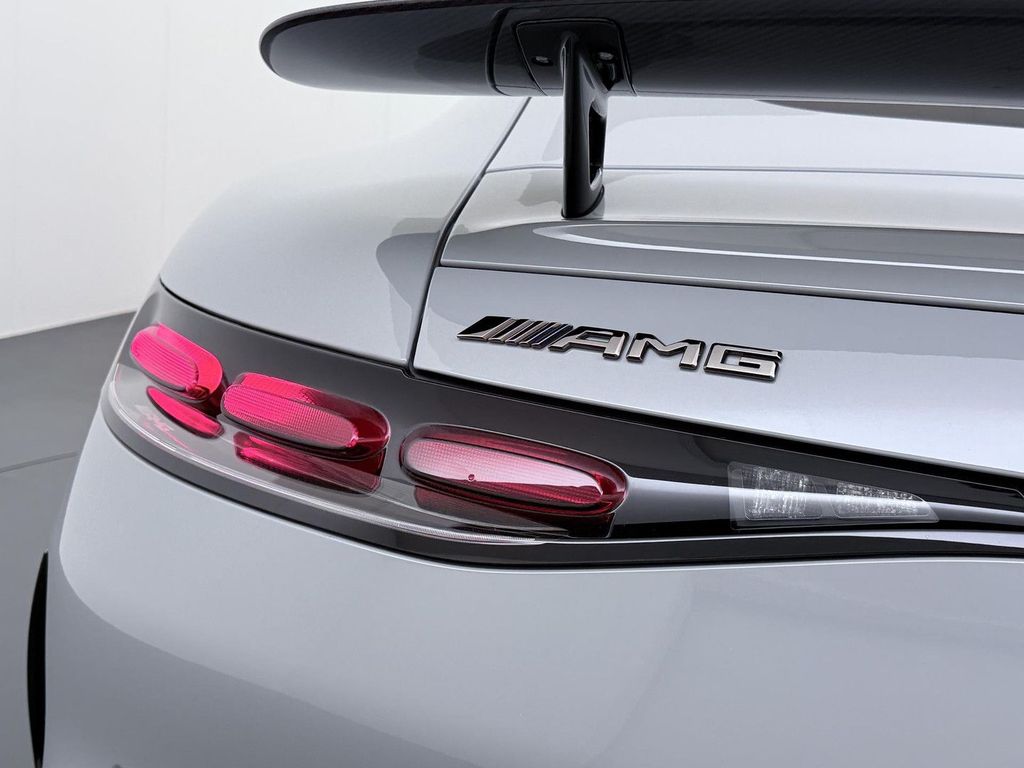 Mercedes-Benz AMG GT 2025