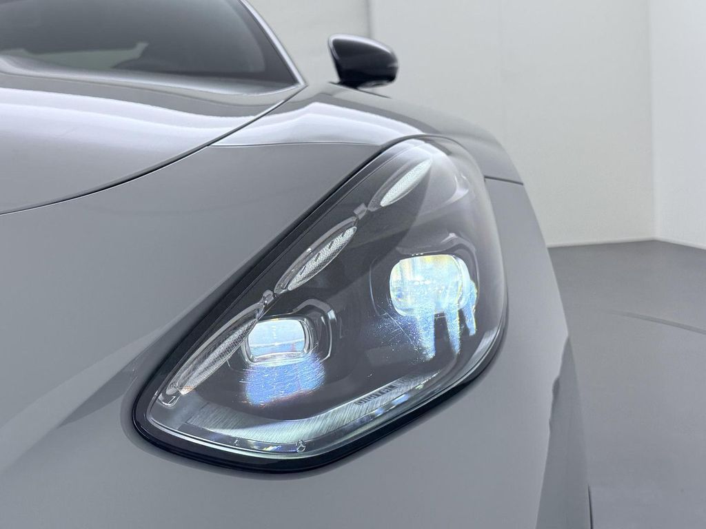 Mercedes-Benz AMG GT 2025