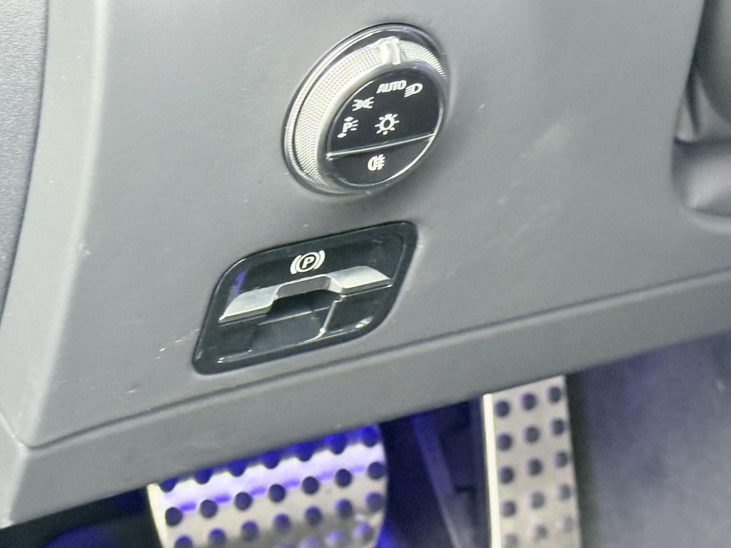 Mercedes-Benz AMG GT 2025