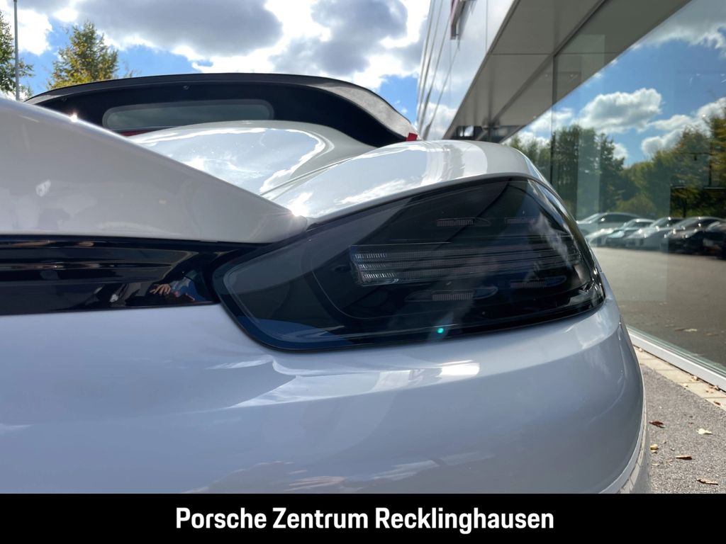 Porsche Boxster 2025