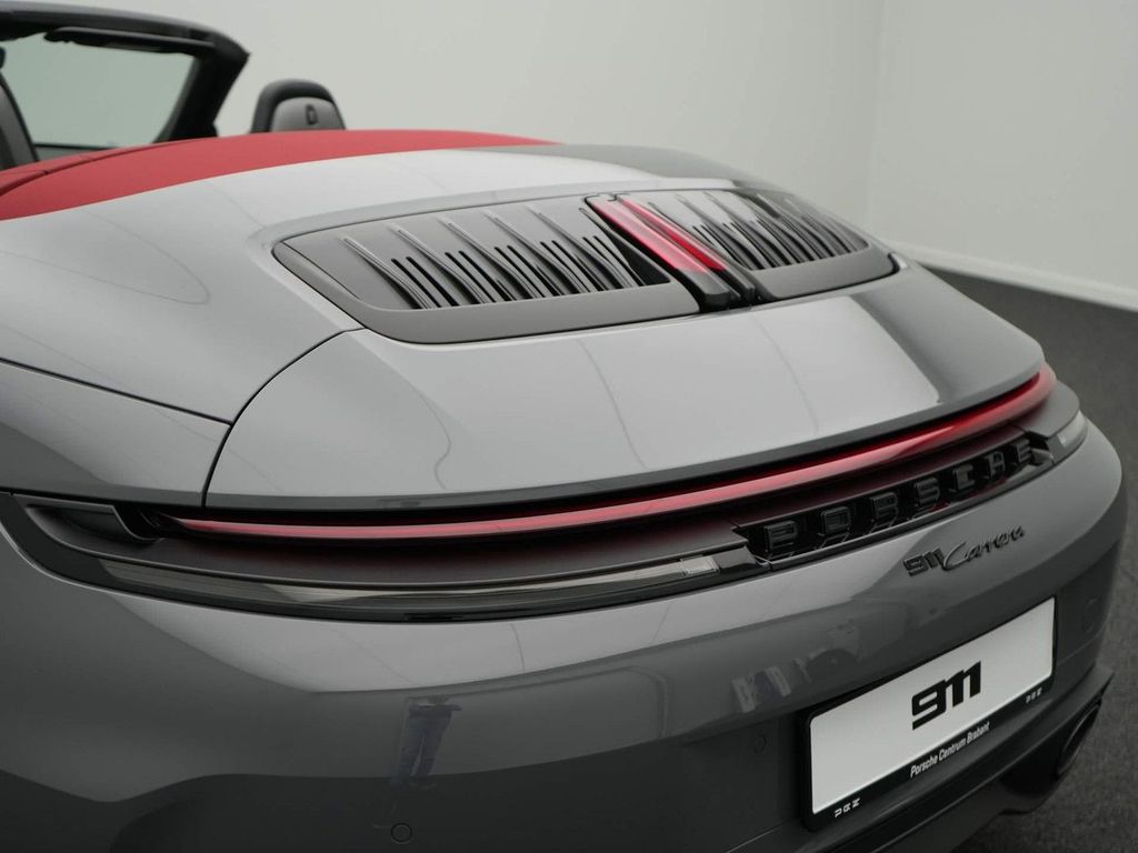 Porsche 992