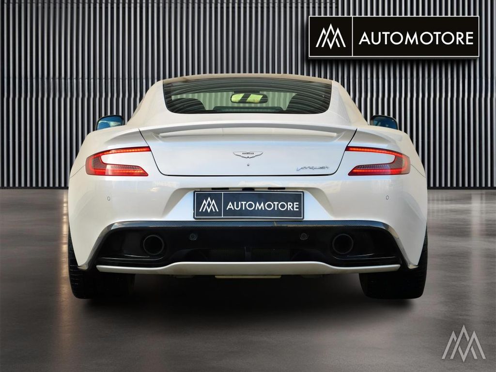 Aston Martin Vanquish 2013