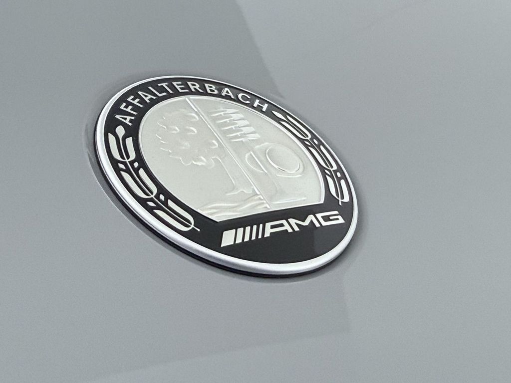 Mercedes-Benz AMG GT 2025