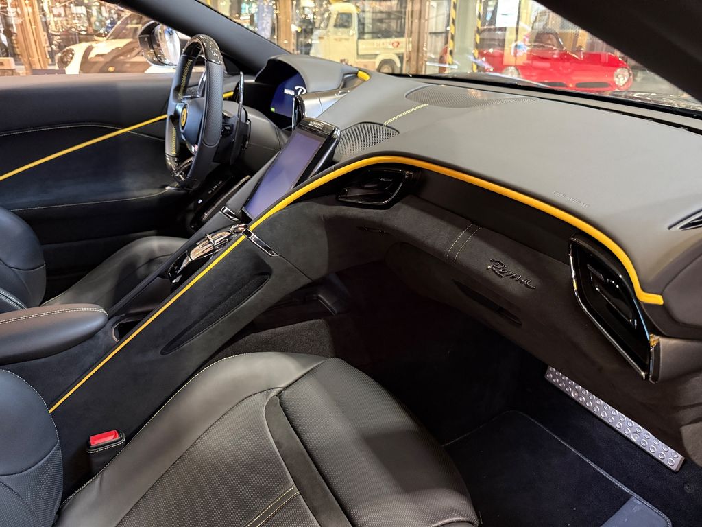 Ferrari Roma 2024