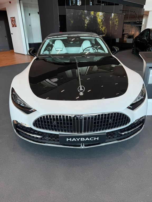 Mercedes-Benz SL 680 2025