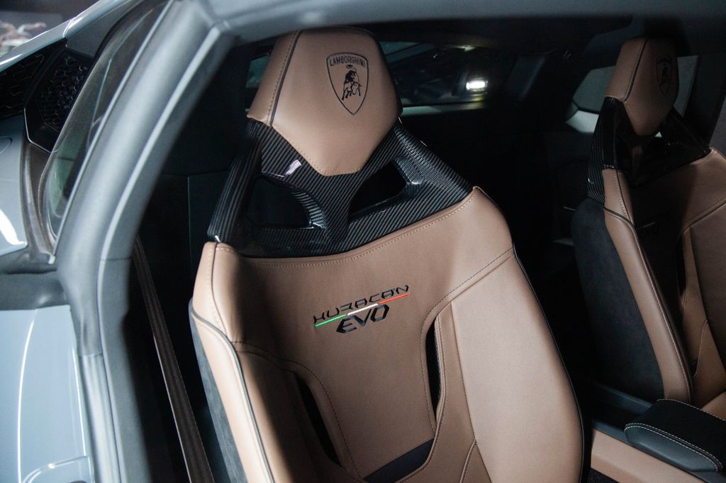 Lamborghini Huracán 2023