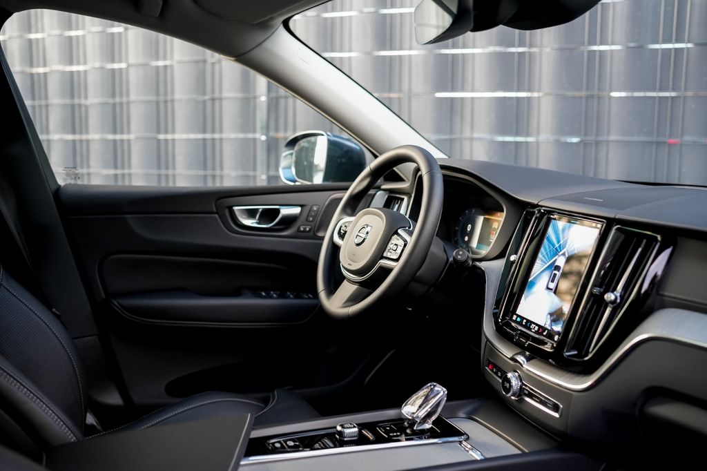 Volvo XC60 2025