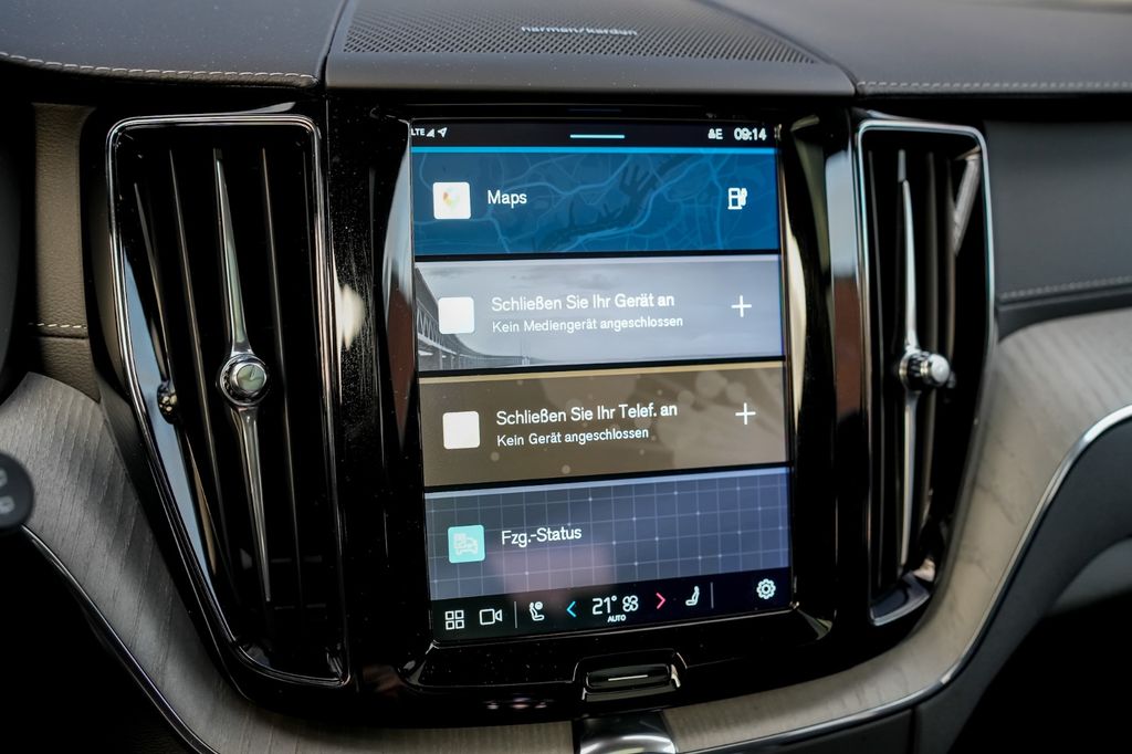 Volvo XC60 2025