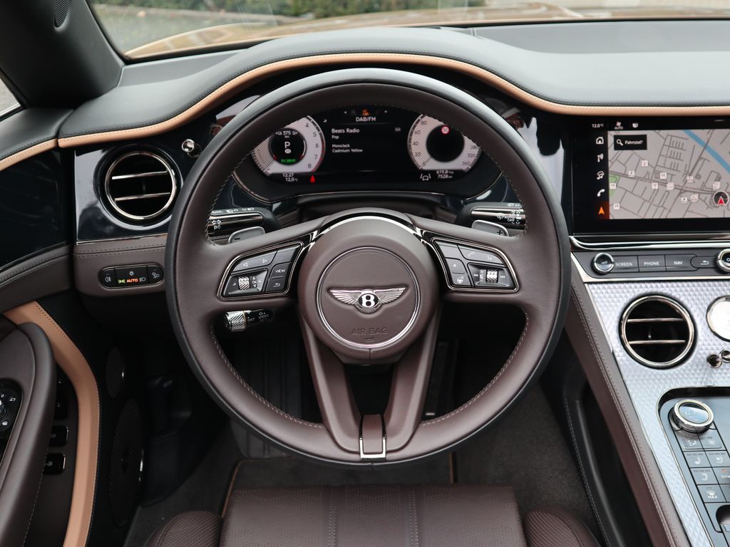 Bentley Continental GTC 2025