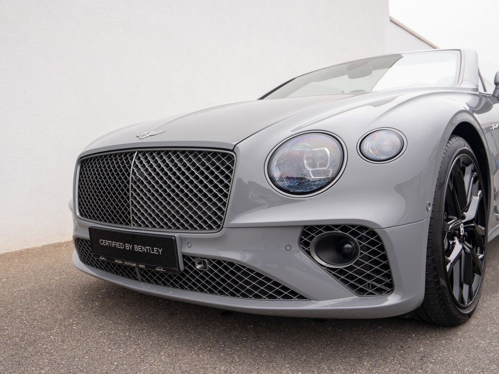 Bentley Continental GTC 2024