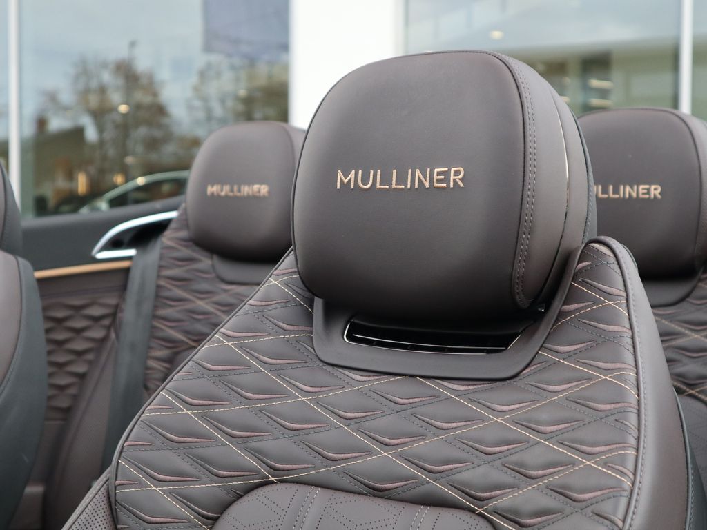 Bentley Continental GTC 2025