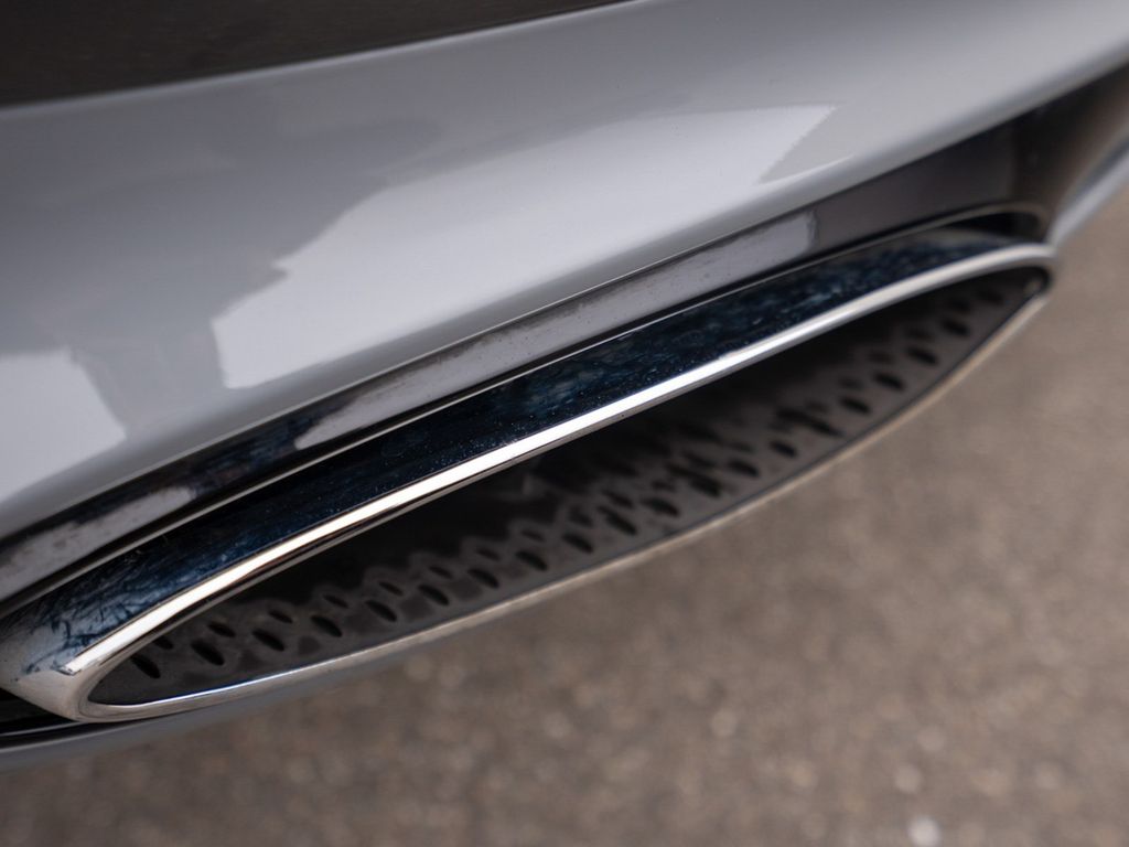 Bentley Continental GTC 2024