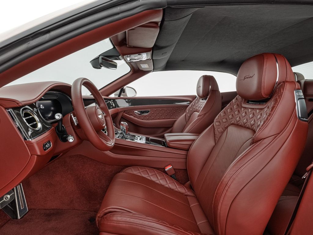 Bentley Continental GTC 2023