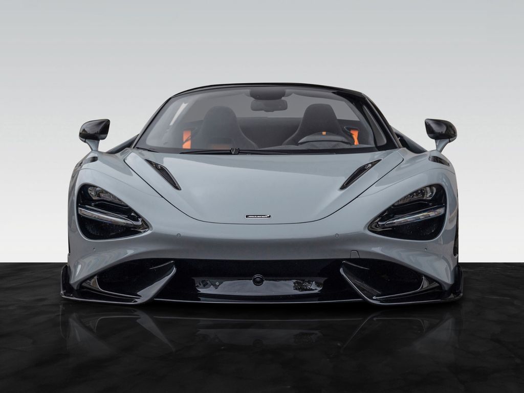 McLaren 765LT 2023