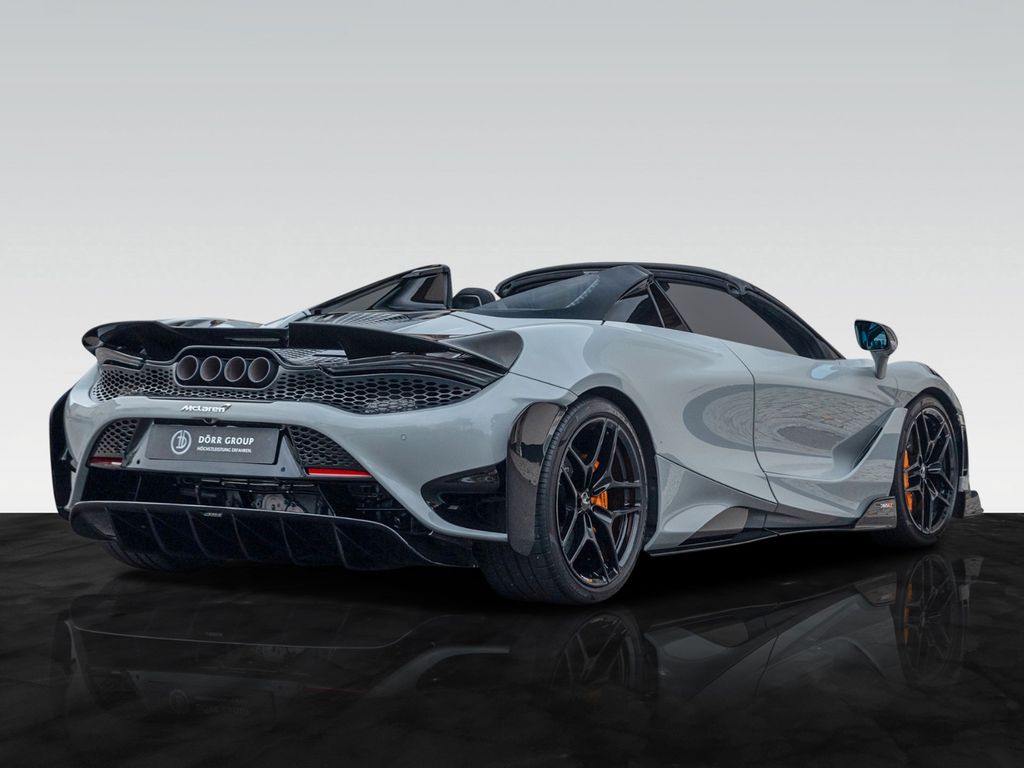 McLaren 765LT 2023