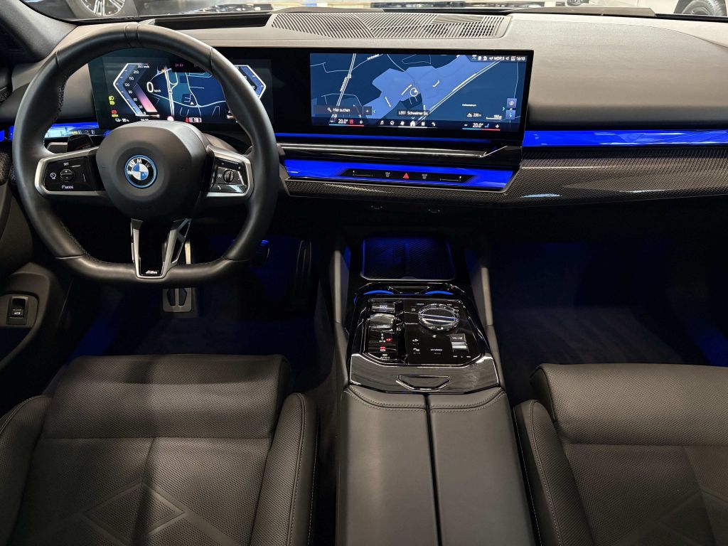 BMW i5 2023