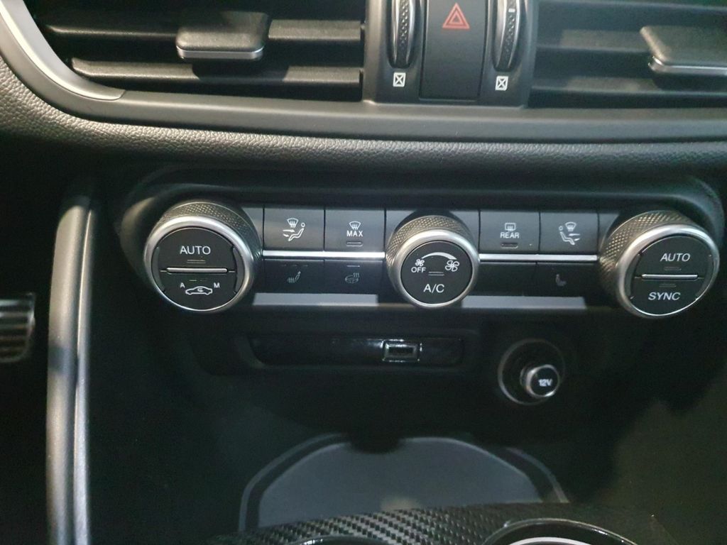 Alfa Romeo Giulia 2022