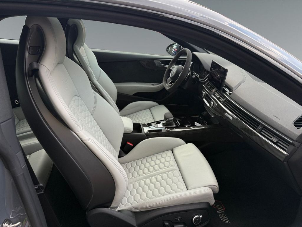 Audi RS5 2022