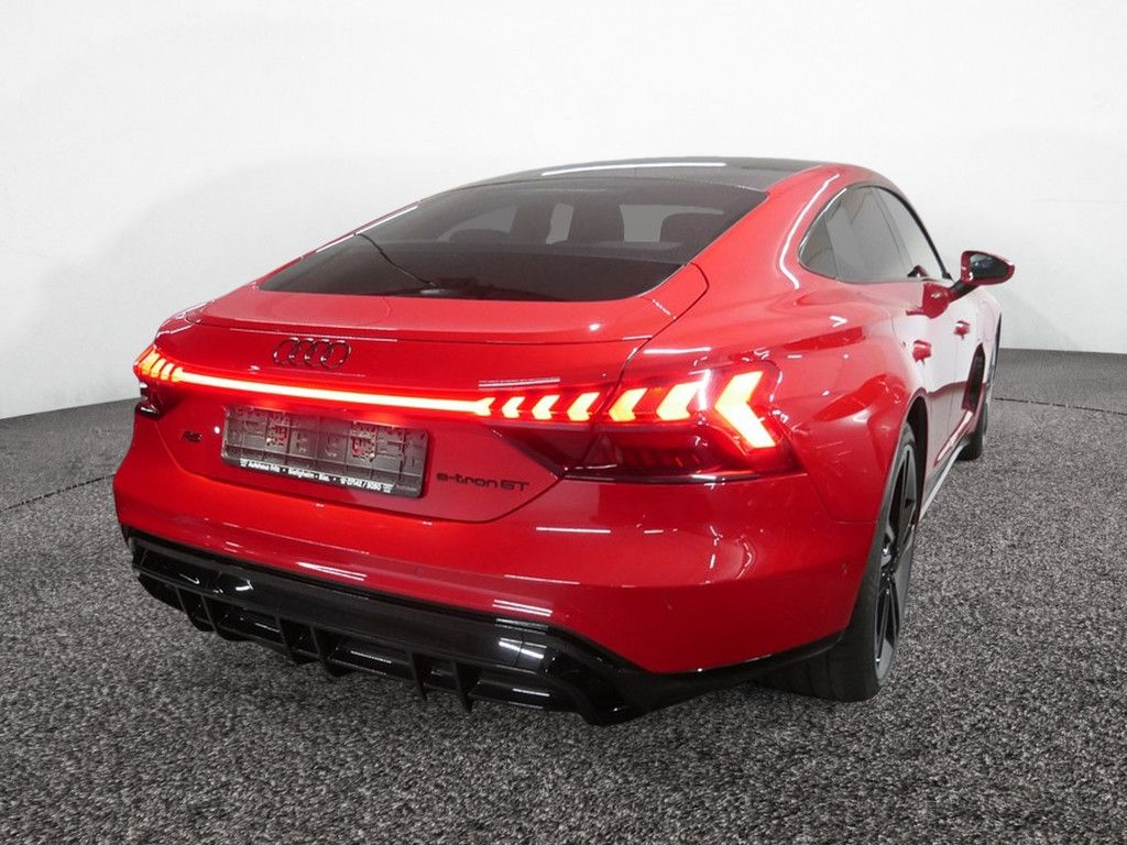 Audi RS e-tron GT 2022