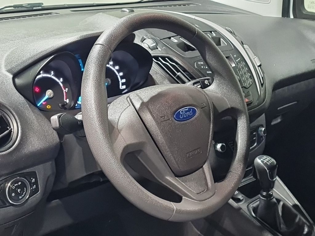 Ford Transit Courier 2021