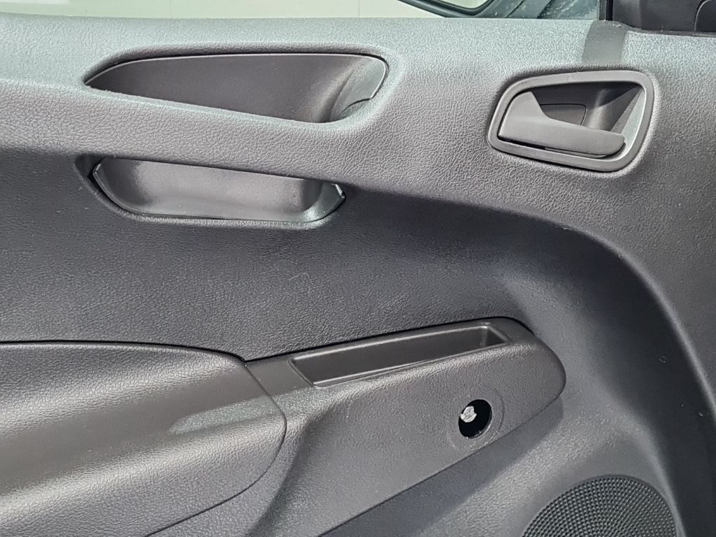 Ford Transit Courier 2021