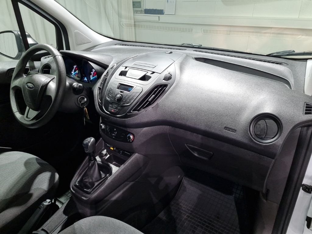 Ford Transit Courier 2021