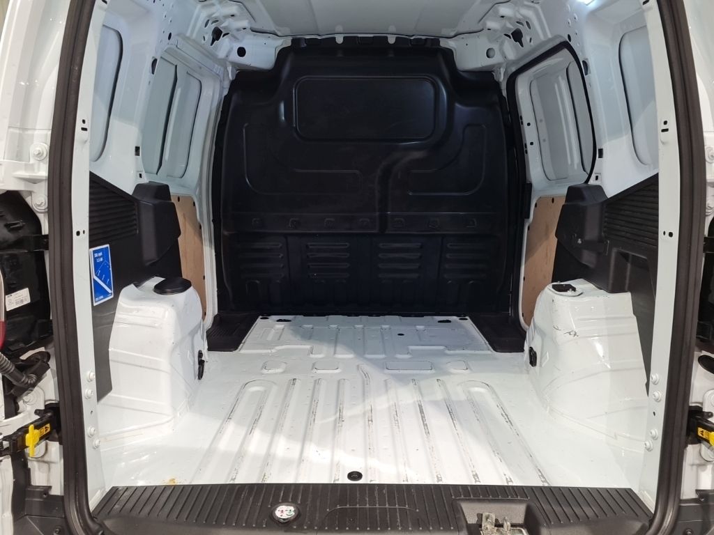 Ford Transit Courier 2021