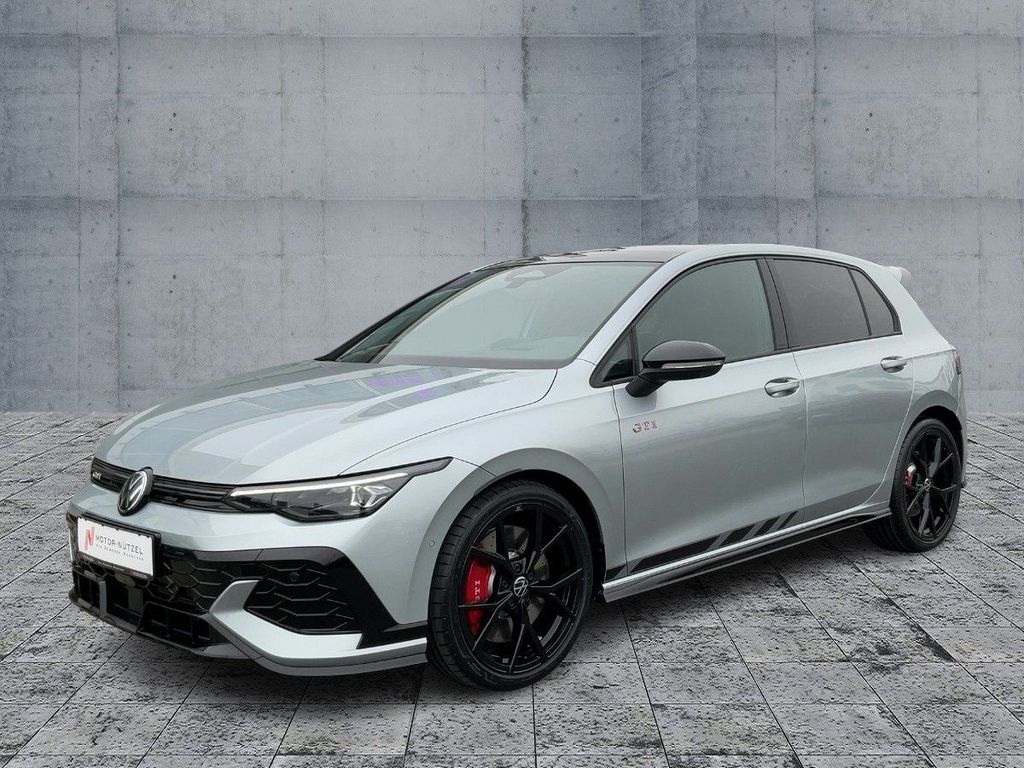 Volkswagen Golf 2025