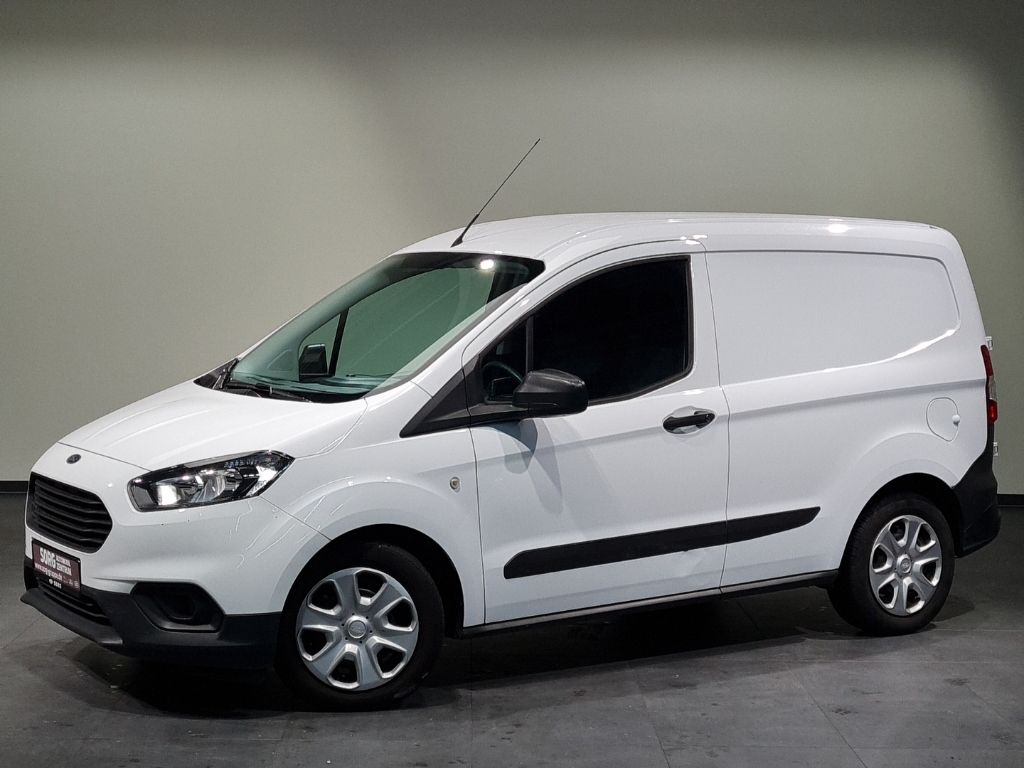 Ford Transit Courier 2021