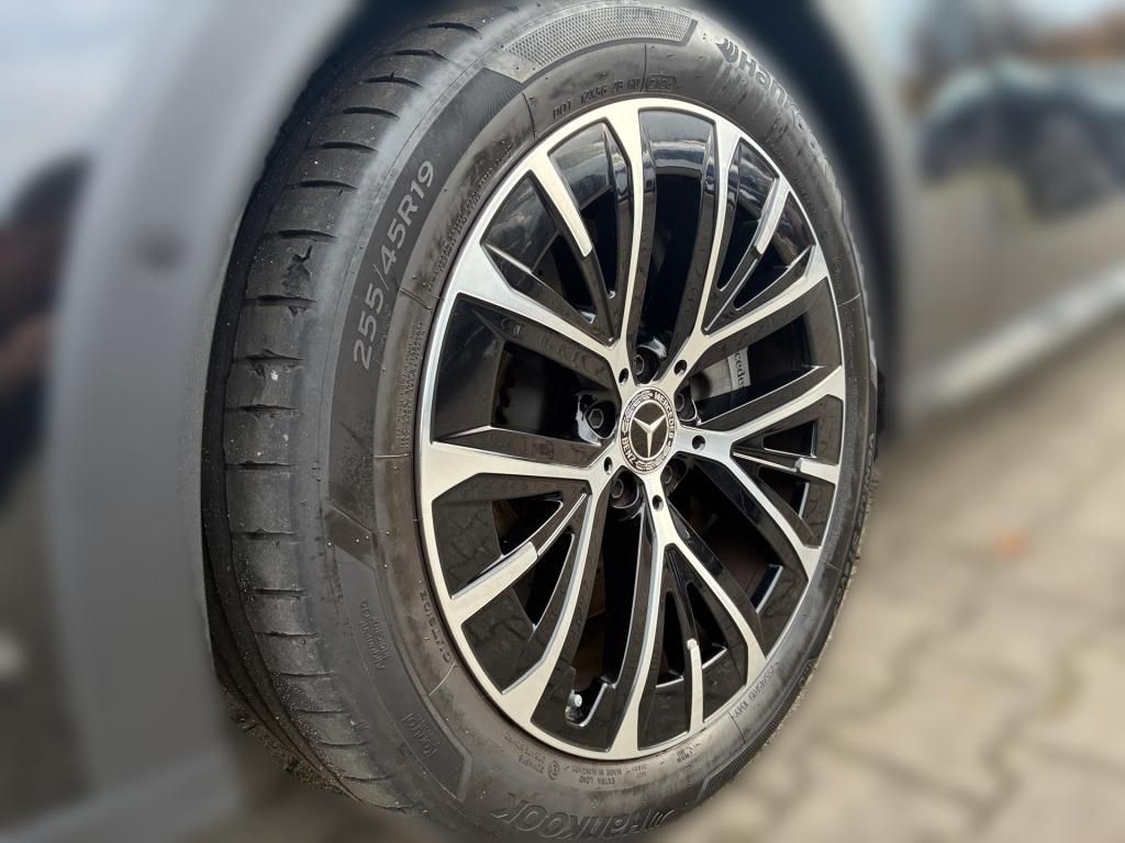 Mercedes-Benz E 300 2024