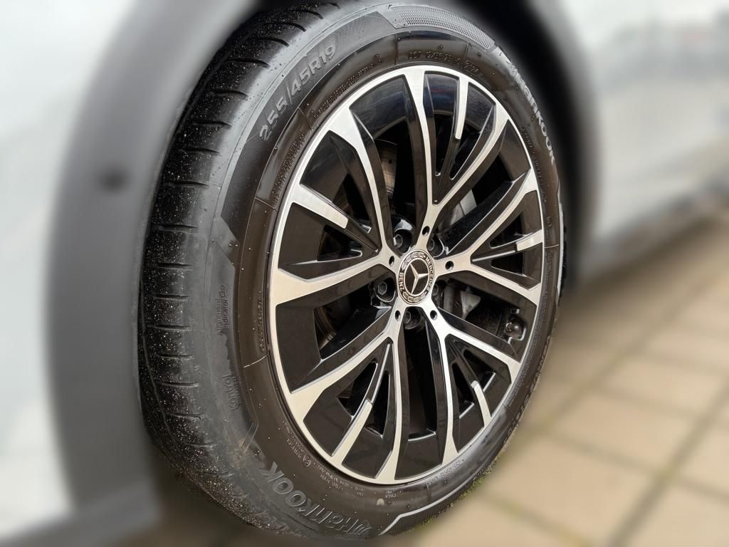 Mercedes-Benz E 300 2024