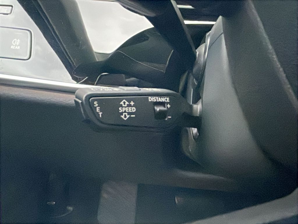 Audi A8 2023