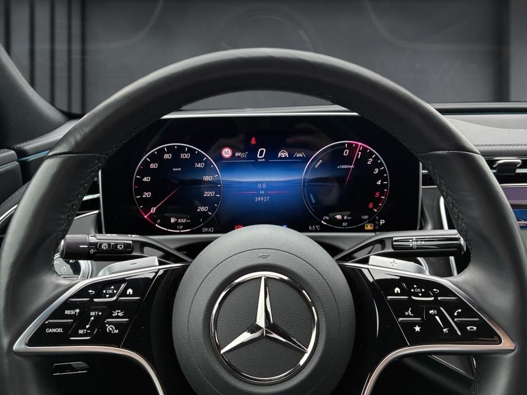 Mercedes-Benz E 300 2024