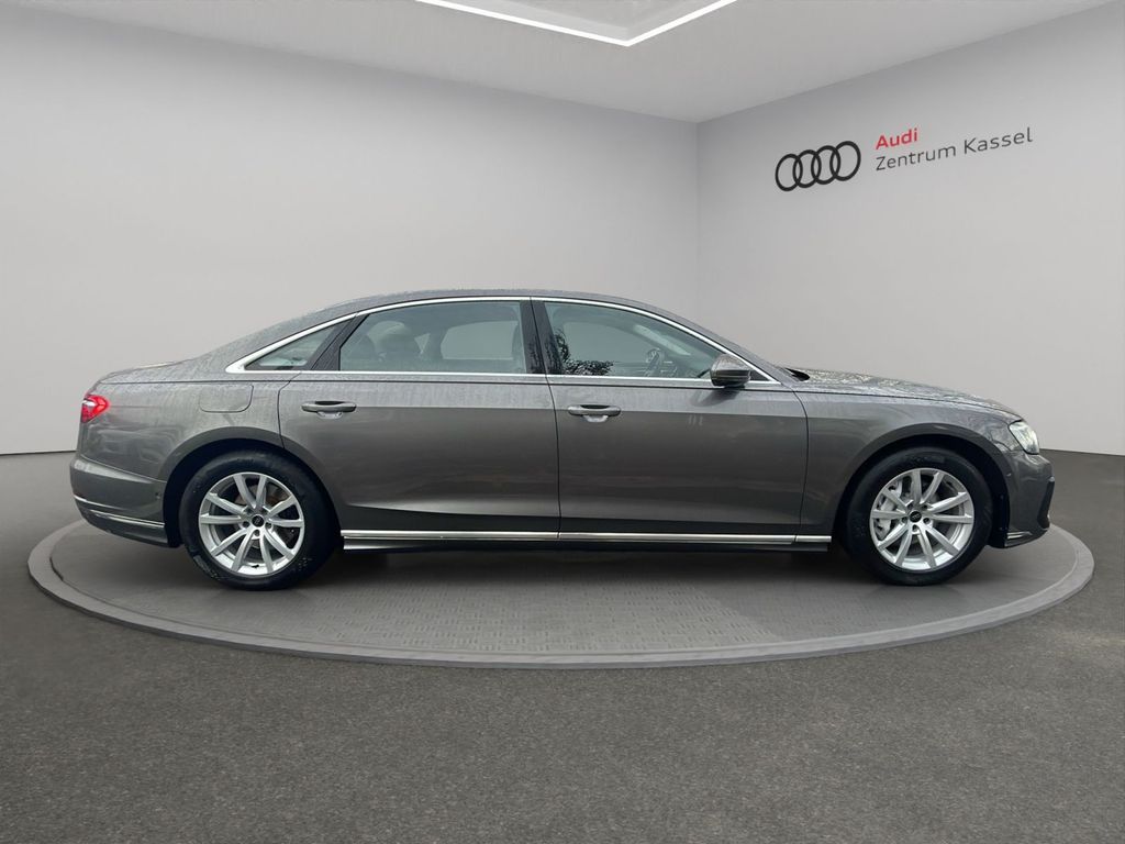Audi A8 2023