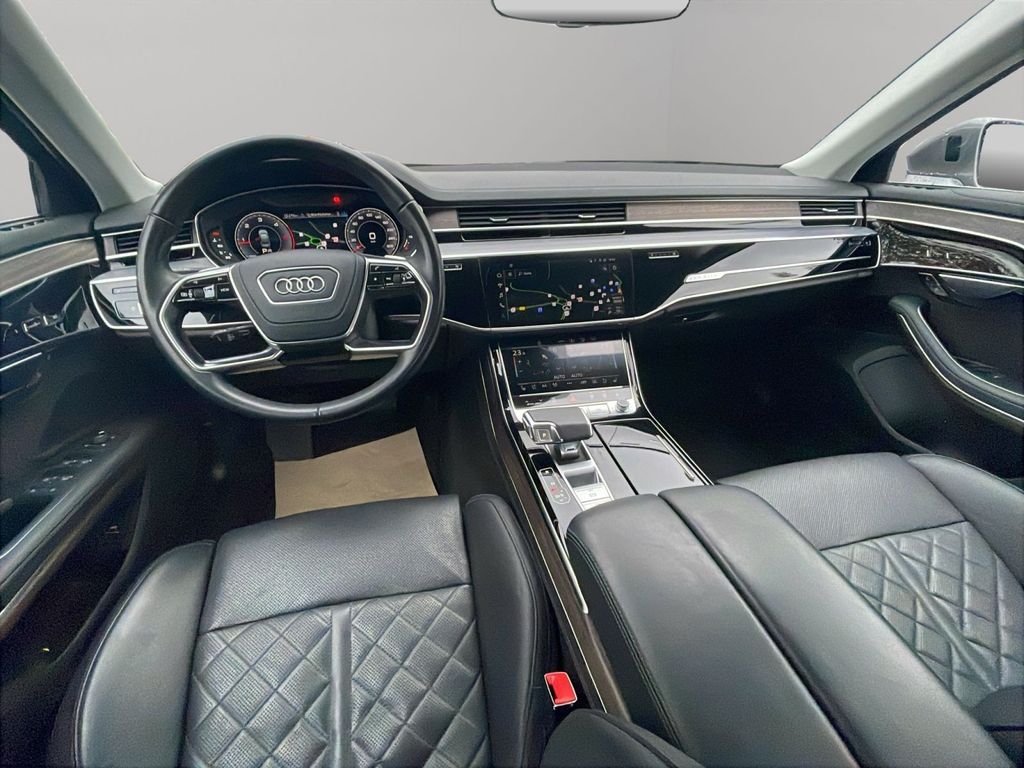 Audi A8 2023