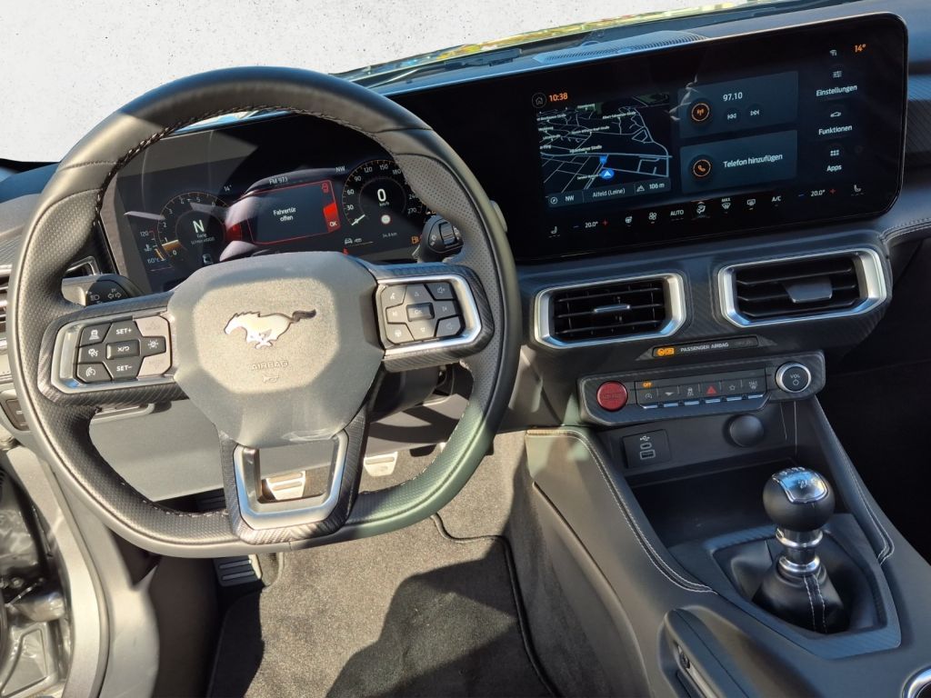 Ford Mustang 2025