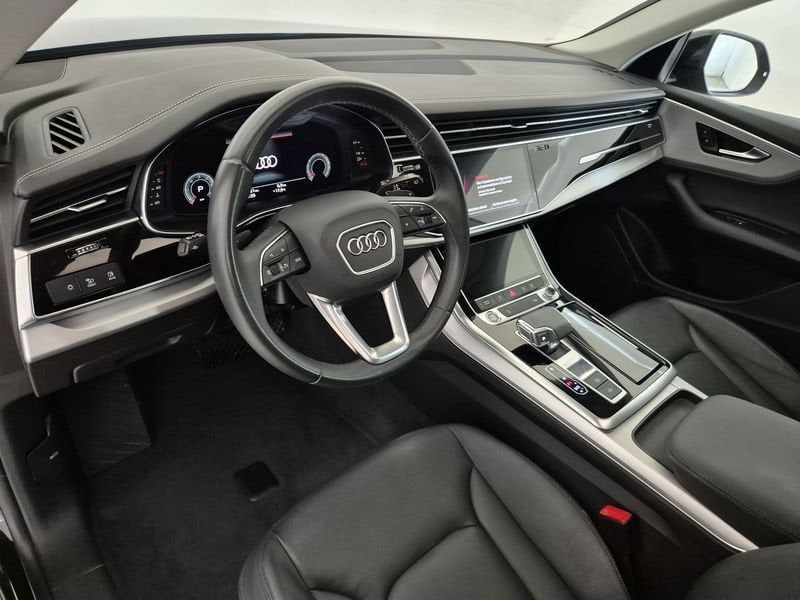 Audi Q8 2023