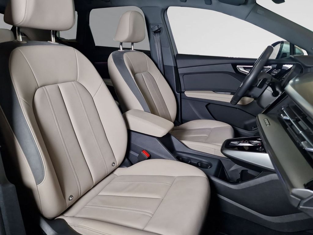 Audi Q4 e-tron 2024