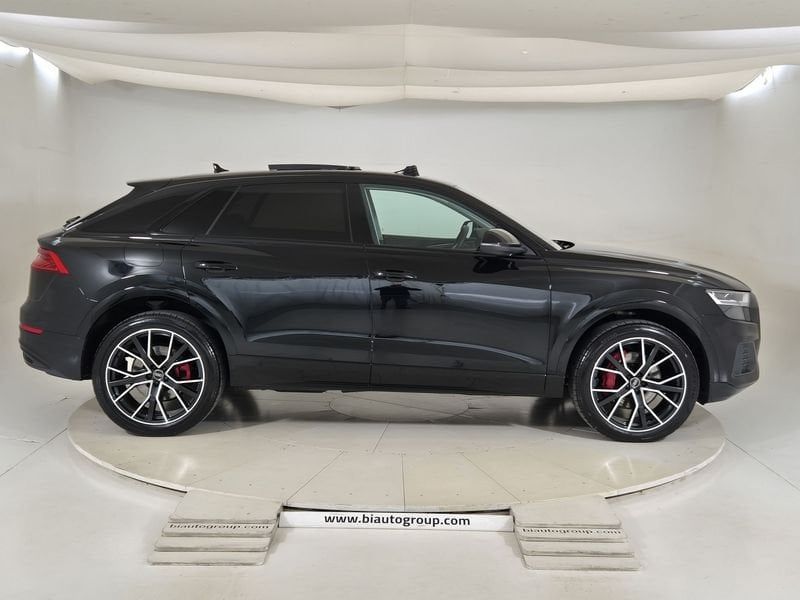 Audi Q8 2023