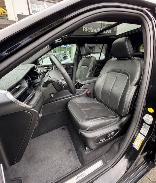 Jeep Grand Cherokee 2023