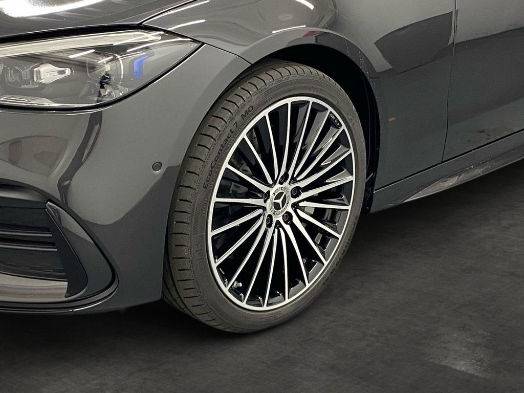 Mercedes-Benz C 300 2025