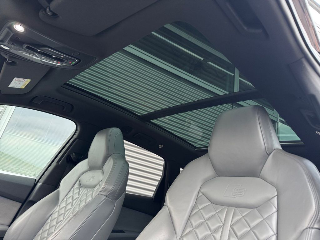 Audi SQ7 2019