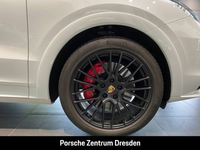Porsche Cayenne 2022