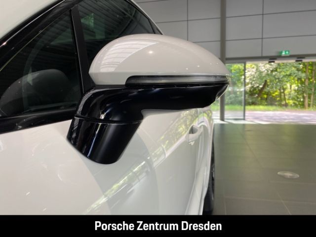 Porsche Cayenne 2022