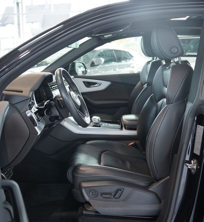Audi SQ8 2020